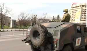 Read more about the article  Armata a ieșit pe străzile din București!
