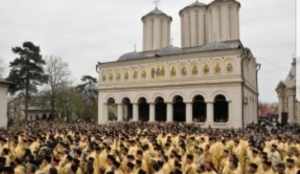 Read more about the article COVID-19: Biserica donează peste 4 milioane de lei!