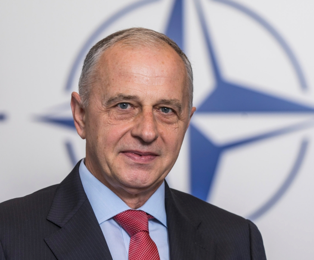 You are currently viewing Mircea Geoană, secretar general adjunct al NATO: Menţinerea cheltuielilor militare este în interesul ţărilor aliate