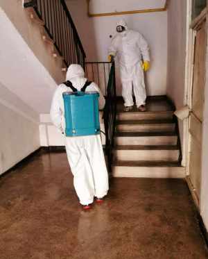 Read more about the article LA TÂRGOVIȘTE, PRIMA ETAPĂ A DEZINFECTĂRII A FOST ÎNCHEIATĂ CU SUCCES