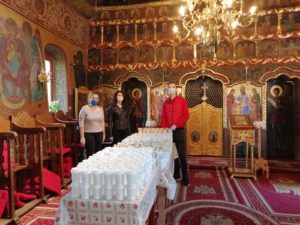 Read more about the article Aproape 1.500 de voluntari din Arhiepiscopia Târgoviștei împart Paștile