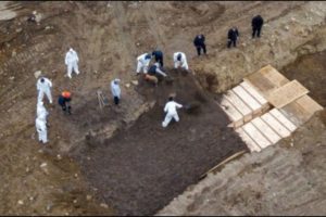 Read more about the article New York: Au apărut gropile comune, ca pe vremea epidemiei de ciumă