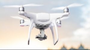 Read more about the article Vezi cum măsoară italienii temperatura cu dronele pentru a depista Covid-19