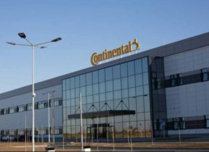 Read more about the article Continental România a reluat producția la două dintre fabrici