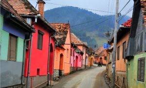 Read more about the article Teroare în satele românești! Nu se mai poate dormi noaptea de frica hoților!