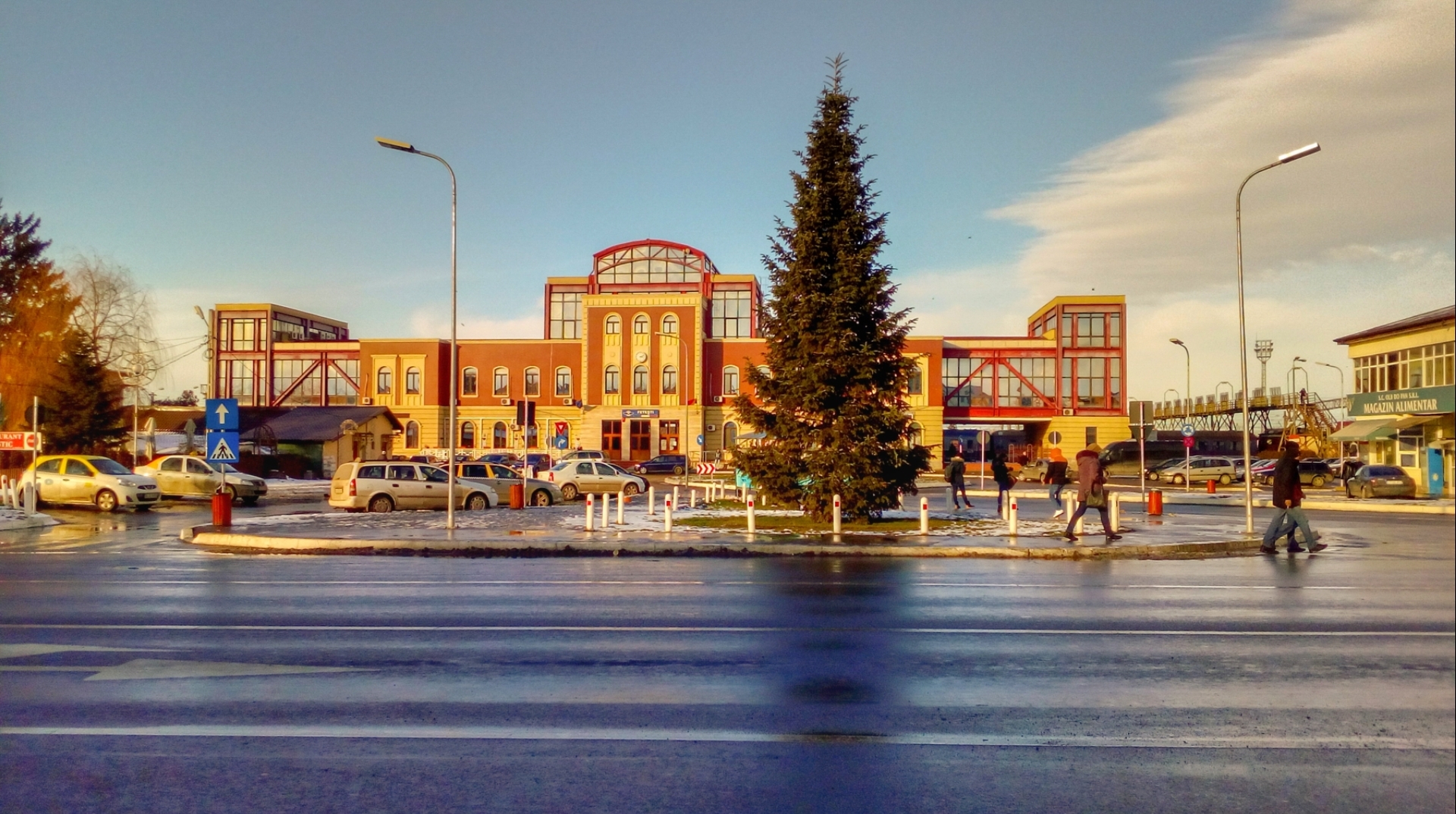 You are currently viewing La Fetești, purtarea materialelor de protecție devine obligatorie în spațiul public