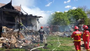 Read more about the article Incendiu la o casă din comuna Brănești!