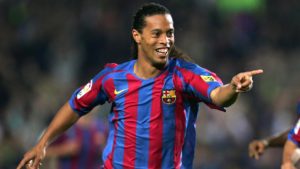 Read more about the article FOTBALISTUL RONALDINHO A IEȘIT DIN ÎNCHISOARE ȘI SE AFLĂ ÎN AREST LA DOMICILIU!