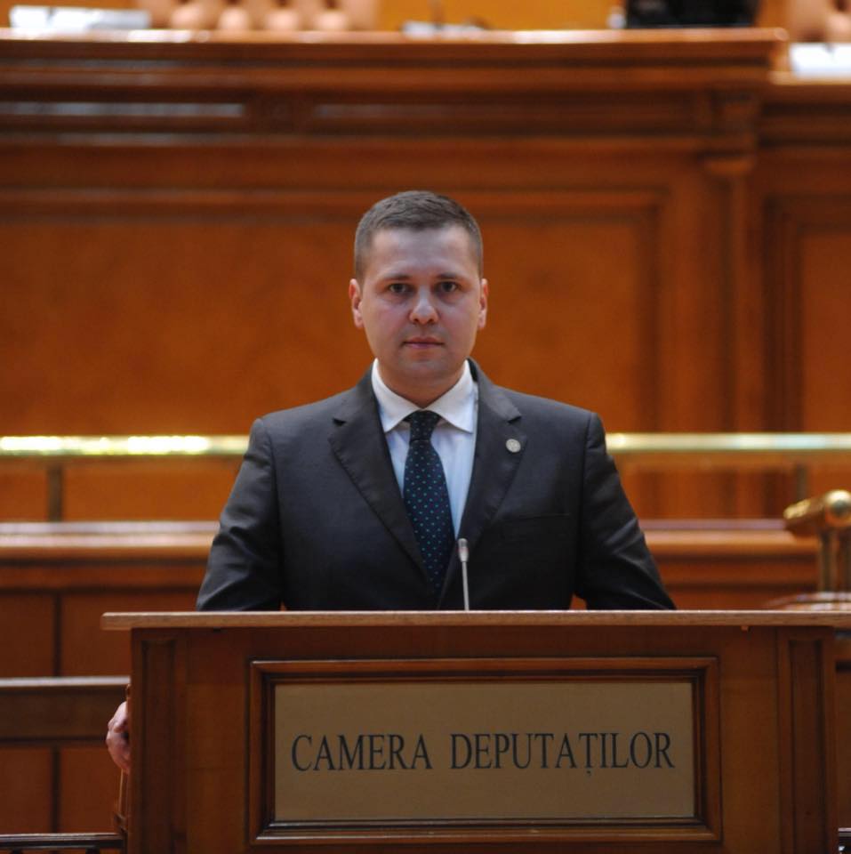 You are currently viewing Corneliu Ștefan: ASTĂZI, CONSILIERII JUDEȚENI AU VOTAT ALOCAREA DE FONDURI PENTRU LUPTA ÎMPOTRIVA COVID-19!