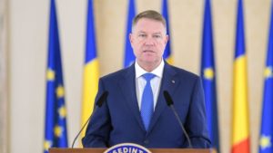 Read more about the article Președintele Klaus Iohannis cere Guvernului să revină asupra acordului dintre Ministerul de Interne și Biserica Ortodoxă Română.