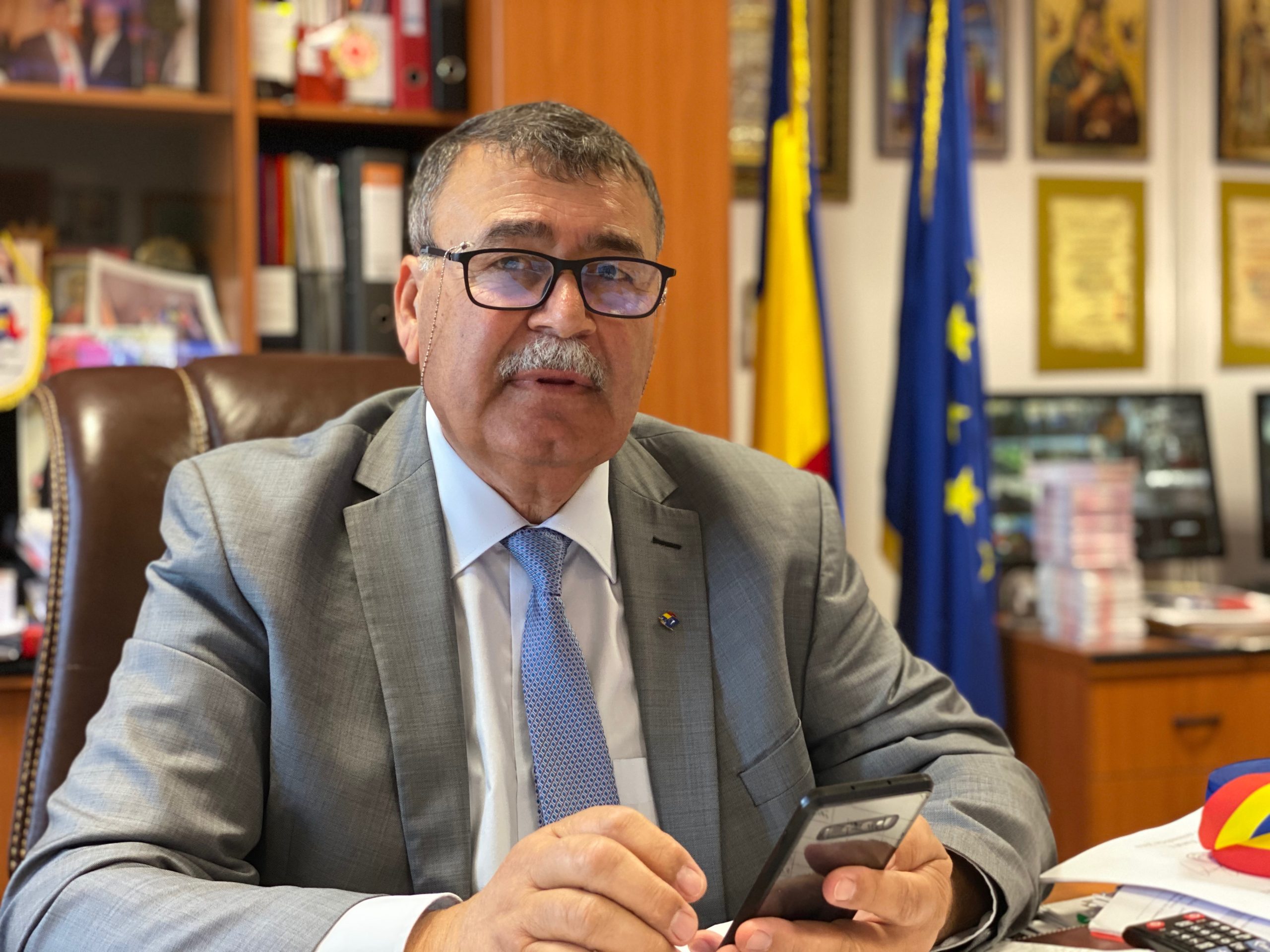 You are currently viewing NICULEȘTI, DÂMBOVITA: Primarul Dorinel Soare se implică în lupta împotriva COVID-19. Nu s-a înregistrat niciun caz pozitiv!