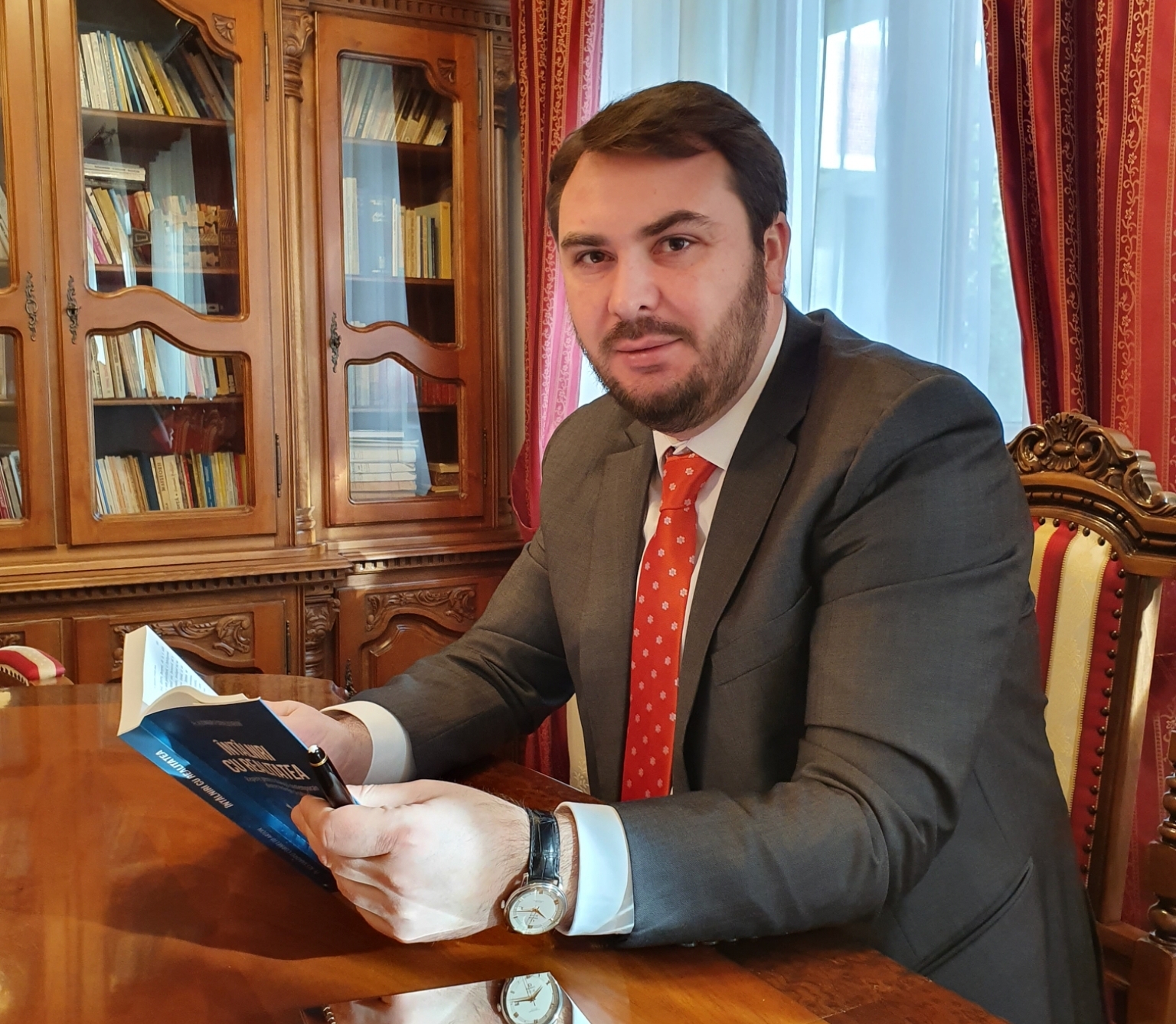 You are currently viewing Vicarul eparhial Ionuț Ghibanu: Libertatea Presei, contributor important la crearea unei societăți democratice!