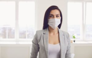 Read more about the article Revenirea după 15 mai în contextul COVID-19: SanoPass lansează Pașaportul Medical, serviciu de prevenție care include teste pentru detectarea anticorpilor SARS-CoV-2, consultații în clinici și telemedicină