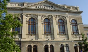 Read more about the article Universitățile din Cluj au anunțat susținerea online a examenelor de admitere, licență și masterat