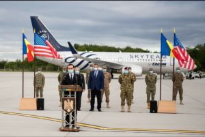 Read more about the article O echipă de 15 specialiști ai MApN a plecat în SUA pentru a ajuta în lupta împotriva COVID-19