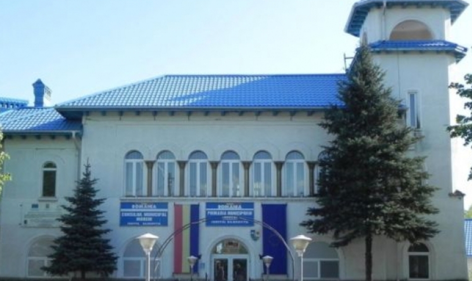 You are currently viewing ANGAJATĂ A PRIMĂRIEI MORENI CONFIRMATĂ CU CORONAVIRUS!