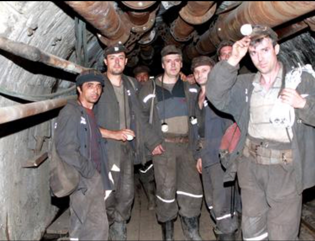 You are currently viewing Minerii amenință dur Guvernul Orban: Să se aștepte că ne vom apăra locurile de muncă!