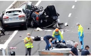 Read more about the article Inconștiență! Vezi mărturia românului care și-a pierdut copiii și părinții în accidentul din Italia