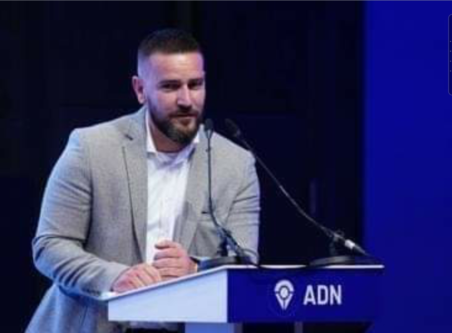 You are currently viewing A APĂRUT UN NOU PRETENDENT LA FOTOLIUL DE  PRIMAR AL MUNICIPIULUI TÂRGOVIȘTE! FLORIN CRISTIAN BOBEICĂ VA CANDIDA DIN PARTEA ADN!