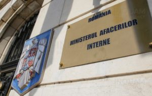 Read more about the article Demersuri ale Ministerului Afacerilor Interne pentru reducerea timpului de așteptare în punctele de trecere a frontierei cu Ungaria, la ieșirea din România