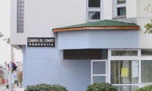 Read more about the article POȚI DEVENI MEMBRU AL CAMEREI DE COMERȚ DÂMBOVIȚA! VEZI AVANTAJELE ȘI OPORTUNITĂȚILE!