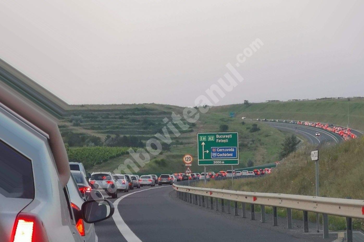 You are currently viewing Vezi ce rute alternative recomandă Poliția pentru turiștii care se întorc de la munte și de la mare!