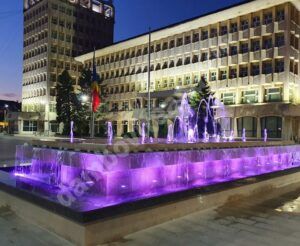 Read more about the article Jocuri de lumină și culoare: Noile fântâni arteziene din centrul orașului Târgoviște!