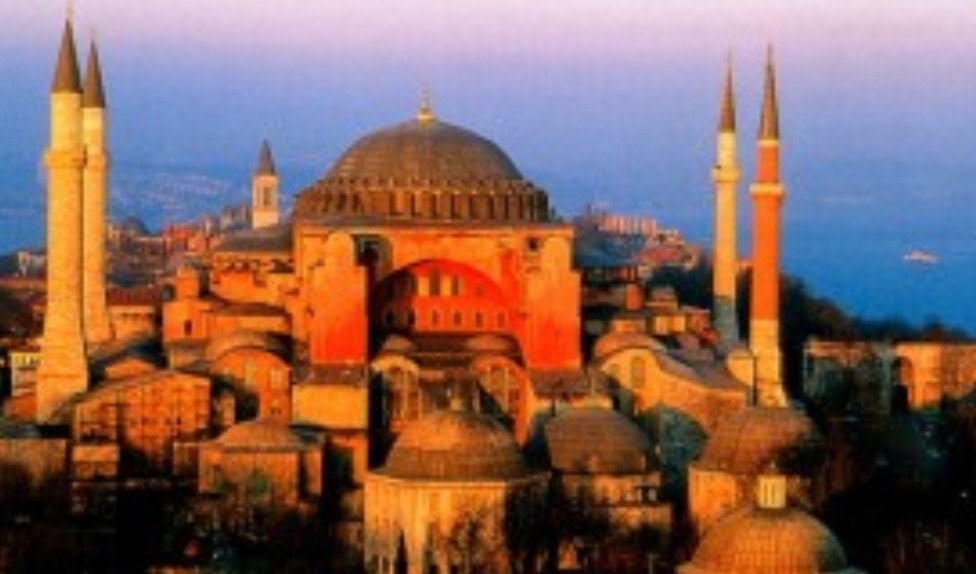 You are currently viewing SUA SOLICITĂ GUVERNULUI TURCIEI SĂ NU TRANSFORME SFÂNTA SOFIA ÎN MOSCHEE!