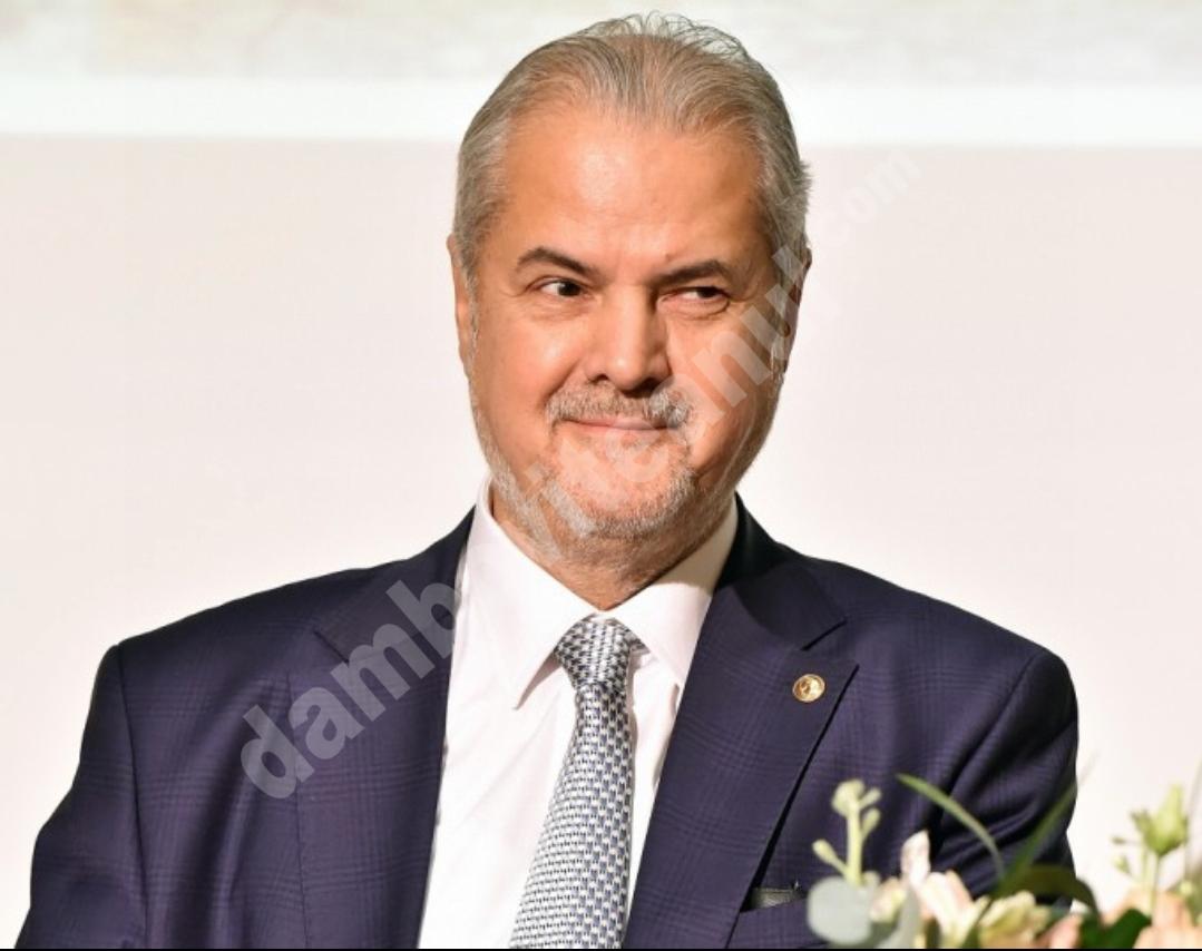 You are currently viewing Adrian Năstase: Candidații aduși pentru imagine pot deveni „păsări migratoare” 