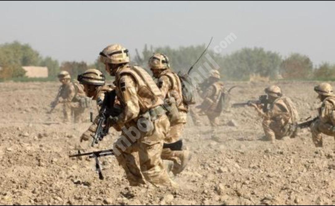 You are currently viewing Armenia și Azerbaijan continuă conflictul militar în disputa privind regiunea Nagorno-Karabakh