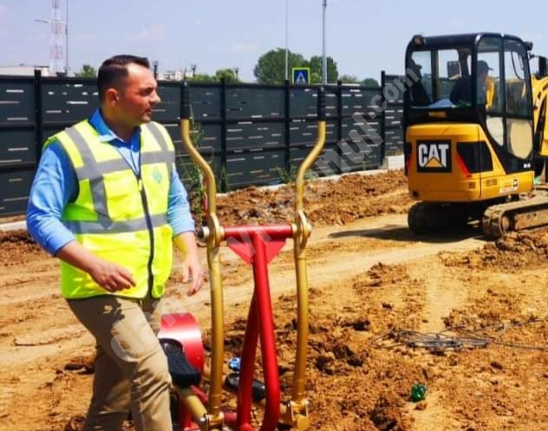 You are currently viewing PRIMARUL CRISTIAN STAN DESPRE STADIUL LUCRĂRILOR LA ȘANTIERUL DE LÂNGĂ VIITORUL COMPLEX COMERCIAL DIN TÂRGOVIȘTE