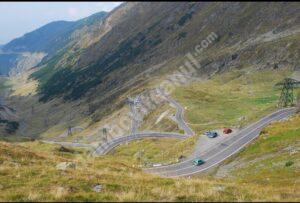 Read more about the article Accident mortal pe Transfăgărășan după ce o mașină a intrat într-o stâncă