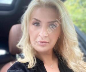 Read more about the article VICEPREȘEDINTELE CJD, LUCIANA CRISTEA, CANDIDEAZĂ PENTRU UN NOU MANDAT DE CONSILIER JUDEȚEAN! VEZI CE MESAJ TRANSMITE DÂMBOVIȚENILOR!