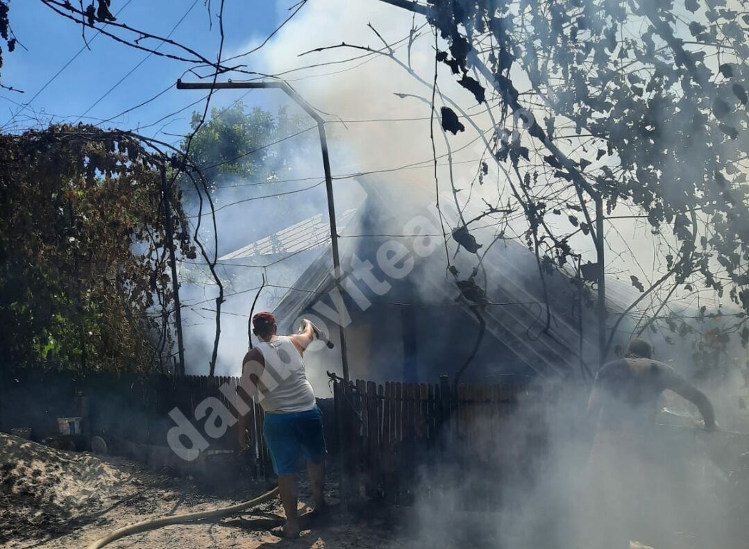 You are currently viewing INCENDIU LA O CASĂ DIN LOCALITATEA DÂMBOVIȚEANĂ MOGOȘANI