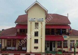 Read more about the article PRIMĂRIA BEZDEAD: ANUNŢ PRIVIND PROIECTUL DE ÎNFIINŢARE A DISPENSARULUI DIN LOCALITATE