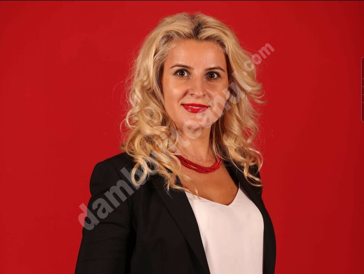 You are currently viewing VICEPRIMARUL MONICA ILIE IRONIZEAZĂ PNL TÂRGOVIȘTE DUPĂ CE ACEȘTIA NU AU STRÂNS DECAT 1.077 SEMNĂTURI!