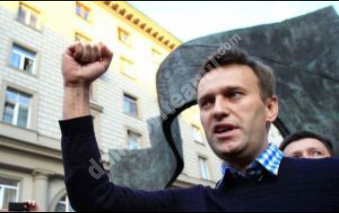 You are currently viewing Medicii germani anunță că Aleksei Navalnîi a ieșit din coma indusă medical după otrăvirea cu neurotoxina Novichok