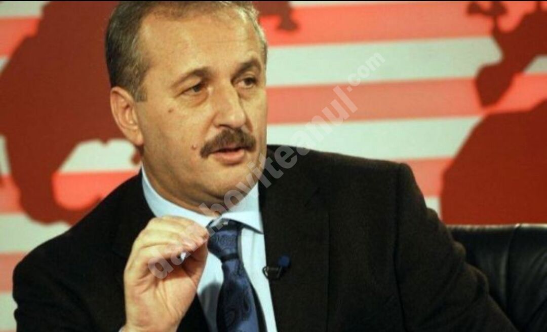 You are currently viewing Vasile Dîncu: Vom încerca să pregătim o nouă generație de intelectuali de stânga