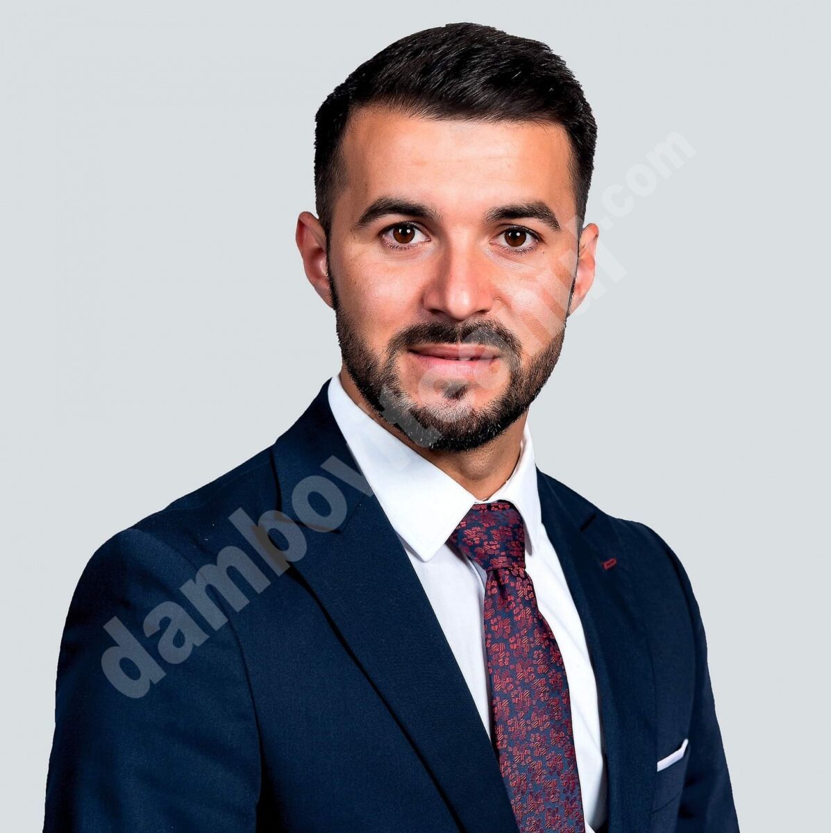 You are currently viewing VLĂDUȚ NICOLAE ESTE PRIMARUL COMUNEI ANINOASA