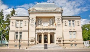 Read more about the article COMUNICAT: MUZEUL DE ISTORIE DIN TÂRGOVIȘTE NU POATE GĂZDUI ACTIVITĂȚI ELECTORALE!