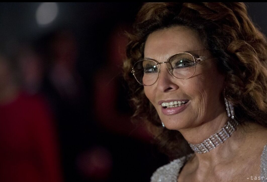 You are currently viewing Sophia Loren se reîntoarce pe marile ecrane, după 11 ani de pauză