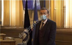 Read more about the article IOAN AUREL POP, PREȘEDINTELE ACADEMIEI ROMÂNE: ȘCOALA TEMEINICĂ NU SE FACE LA DISTANȚĂ!