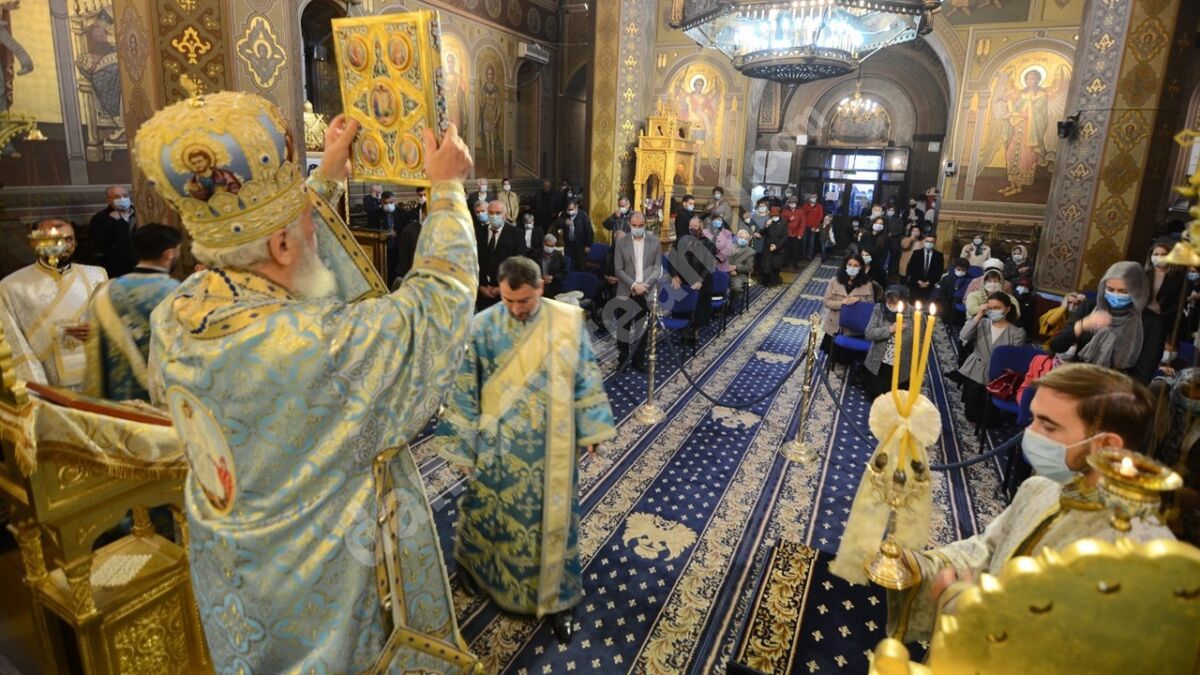 You are currently viewing  DUMNEZEU CEL MILOSTIV PROTEJEAZA PE CEI ÎN SUFERINȚĂ ȘI ARE MEREU ULTIMUL CUVÂNT ÎN VIAȚA NOASTRĂ