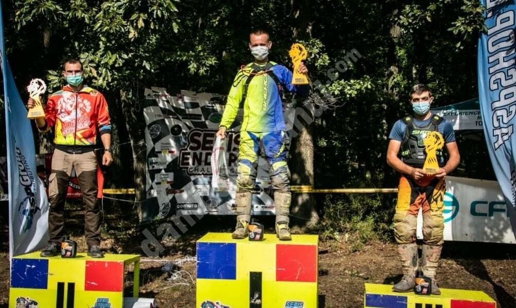 You are currently viewing MEDALII PENTRU SPORTIVII DIN MORENI, PARTICIPANȚI LA CONCURSUL ENDUROCROSS – CLUJ!