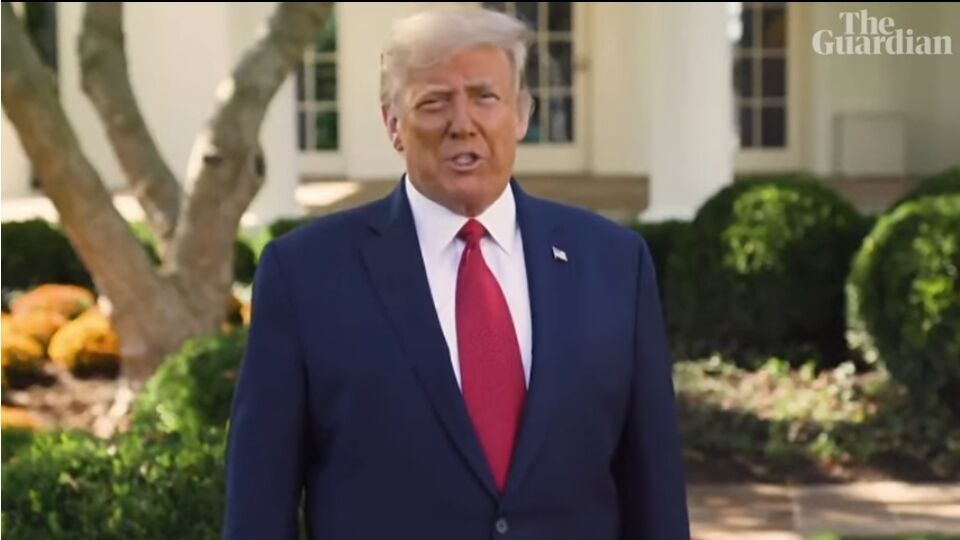 You are currently viewing Donald Trump promite americanilor că le va da gratuit medicamentul de care a beneficiat el și transmite un mesaj de amenințare pentru China