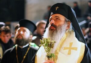 Read more about the article MITROPOLITUL MOLDOVEI DESPRE ANULAREA PELERINAJULUI LA SF. PARASCHEVA: DURERE ADĂUGATĂ LA DURERE!