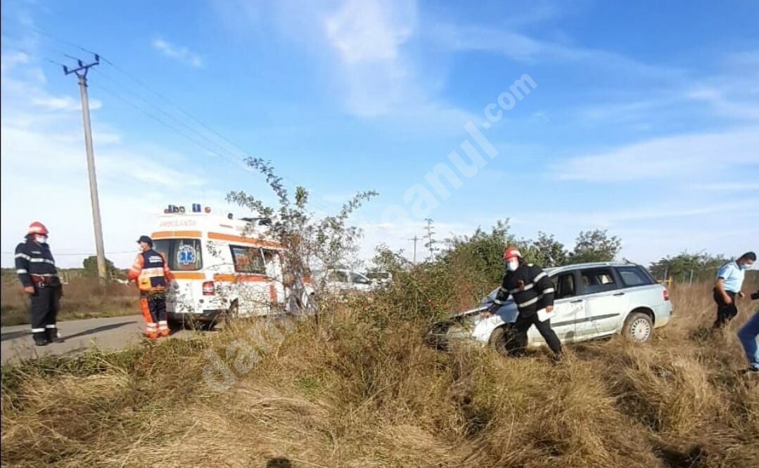 You are currently viewing MAȘINĂ RĂSTURNATĂ ÎN LOCALITATEA DÂMBOVIȚEANĂ COLACU!