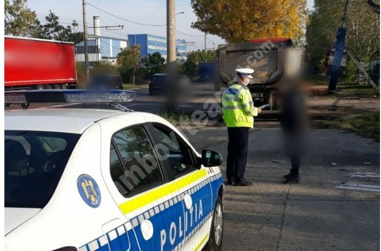 You are currently viewing Autovehicule destinate transportului public de persoane şi marfă, controlate de polițiști