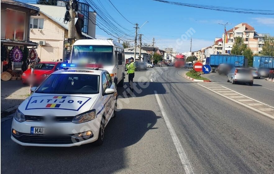 You are currently viewing Activități desfășurate de polițiști, în județul Dâmbovița, pentru prevenirea și limitarea infectării cu Sars-CoV-2