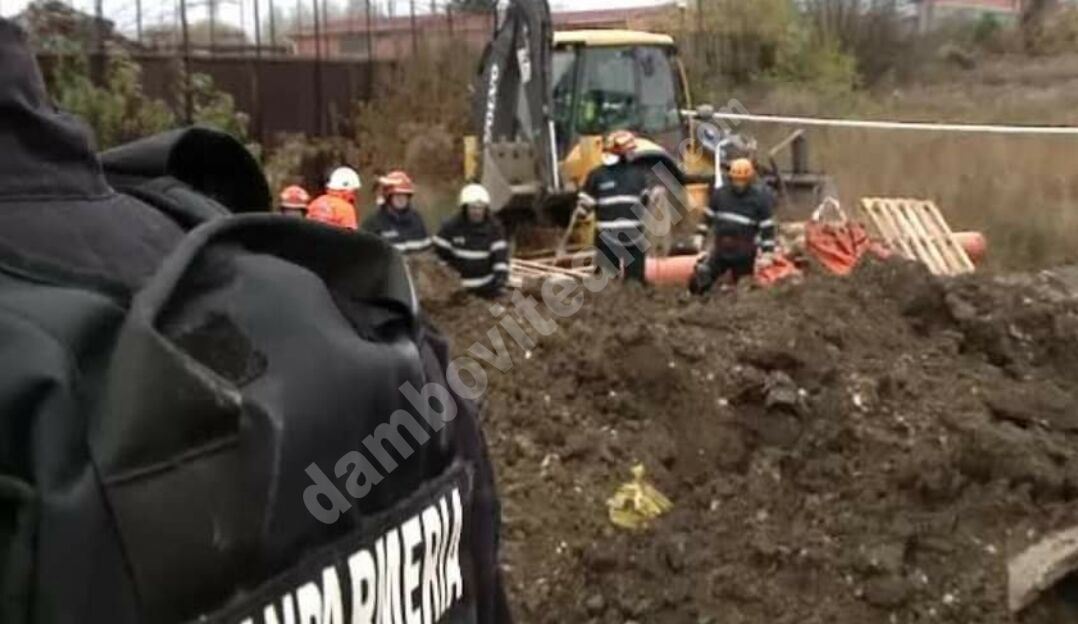You are currently viewing TRAGEDIE EVITATĂ LA COJASCA! UN MAL DE PĂMÂNT S-A PRĂBUȘIT PESTE UN MUNCITOR!